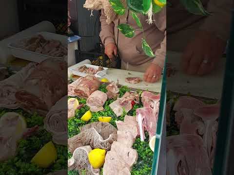 O' Per e o' muss alla tripperia "Le zendraglie" #shorts #napoli #viral #streetfood #naples #food