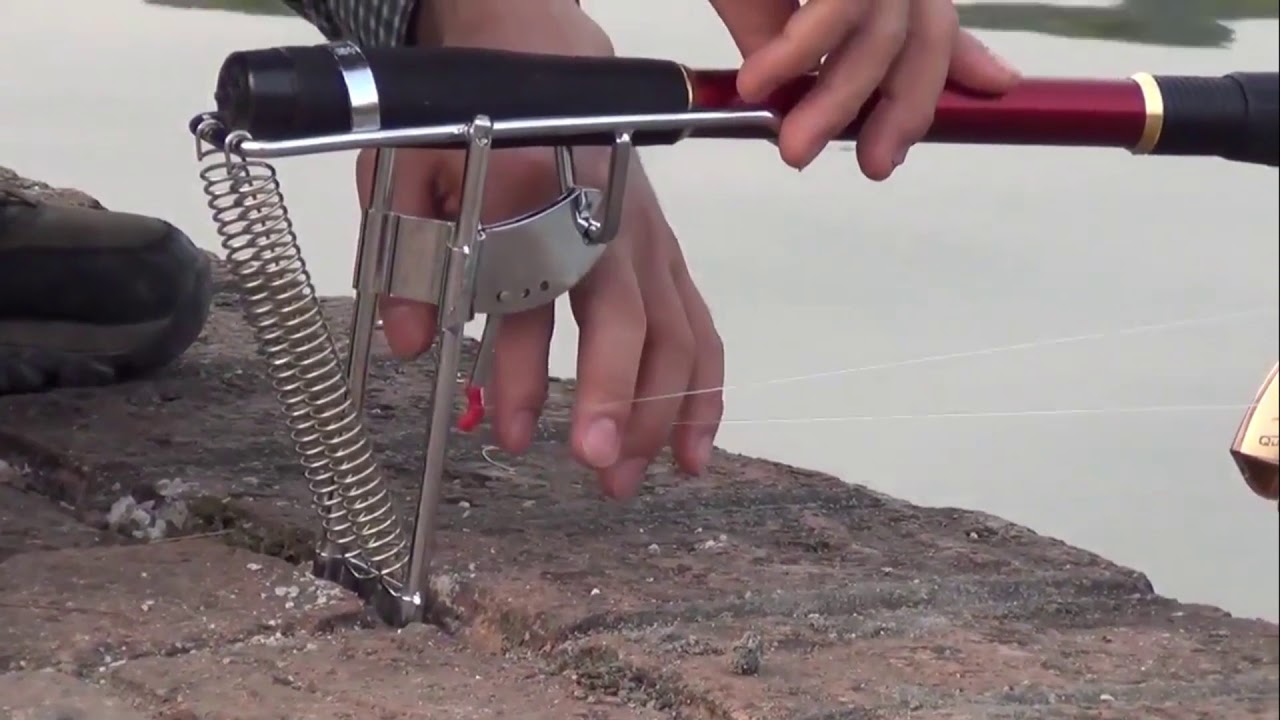 Watch EG1267 - Soporte para cañas con mecanismo automático Now EG1267 - Soporte para cañas con mecanismo automático