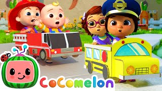 Nina Wheels On The Bus VS Baby JJ Firetruck! | Colors &amp; Play | CoComelon Nursery Rhymes &amp; Kids Songs