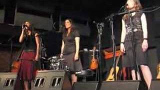 The Wailin&#39; Jennys - Bring Me Little Water Silvie
