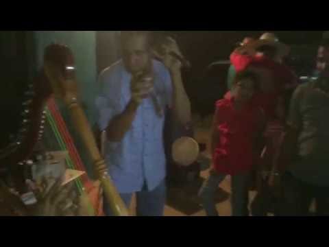 EDUARDO DIAZ AL PIE DEL ARPA...GUSTAVITO SANCHEZ