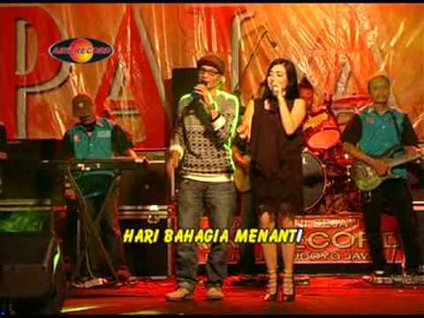 Deviana S Feat Rama B - Setangkai Anggrek Bulan | Dangdut (Official Music Video)