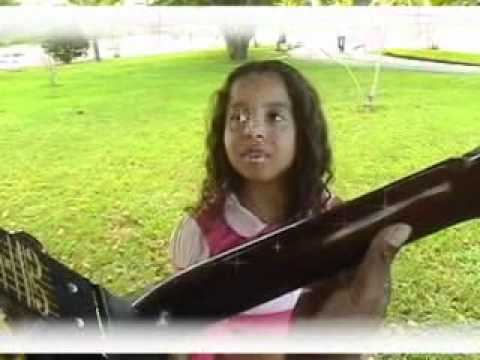 LORRANE VICTÓRIA HOMENAGEM AOS PAIS.FAIXA CLIP DO DVD