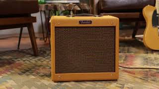 Video thumbnail for Fender Pro Junior IV 15W 1x10" Tube Guitar Combo Amplifier in Lacquered Tweed by Musician's Friend