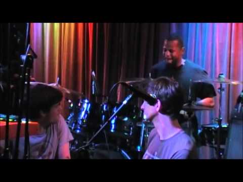 SNARKY PUPPY (Los Angeles) - Feat. Lil JOHN ROBERTS SOLO