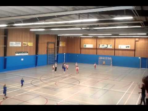 Eerste overwinning DSO E1 Handbal