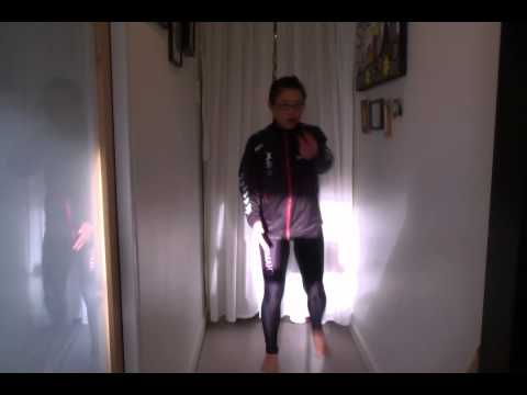 HKC [Mikazuki Geri]　三日月蹴り