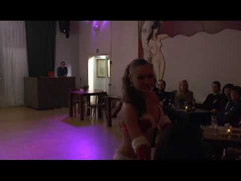 Bellydance Dinner Show, Fusion Freeze 3 - Defne