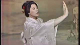 Hoy Harnoncourt me lleva a Tebaldi