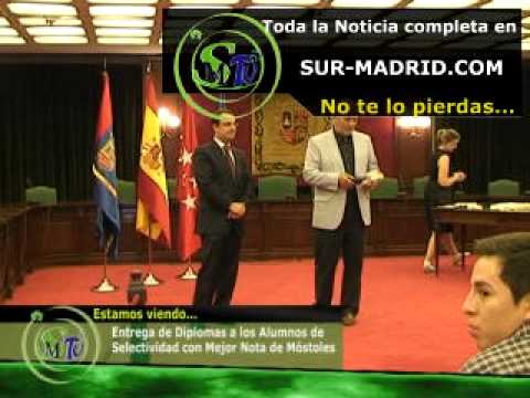 Entrega de Diplomas a los Alumnos de Selectividad con Mejor Nota de Móstoles