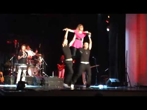 Iveta Bartošová - Turné Když Iveta zpívá  2010 (ukázka)