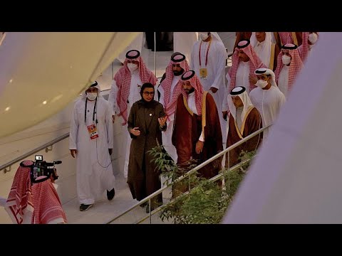 فيديو ولي العهد السعودي يزور معرض إكسبو في دبي