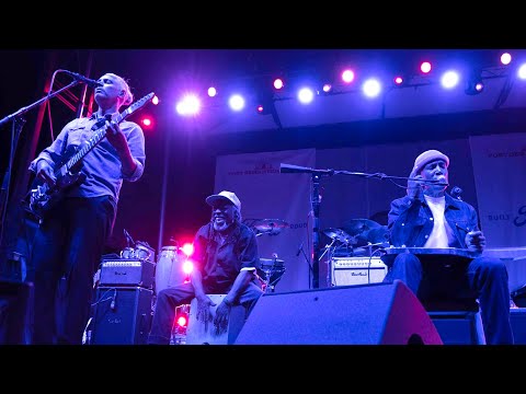 Ben Harper and The Innocent Criminals Play “Steal My Kisses” at Fort Desolation Fest 2023