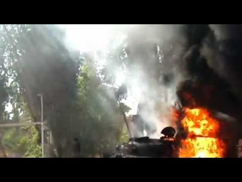 اقتحام نادي الضباط من قبل لواء جند العزيز و تدمير مدرعات لقوات النظام في دير الزور