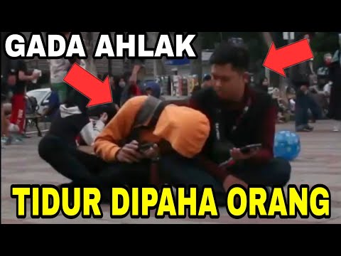 prank-tidur-dipaha-orang