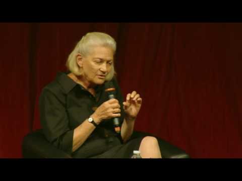Livre sur la place - Grand Entretien Elisabeth Badinter