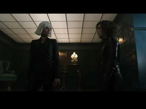 Arlequina vs mulher gato Gotham 4 temporada