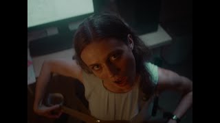 Video Leeb0rn – Exchange (Official Video)