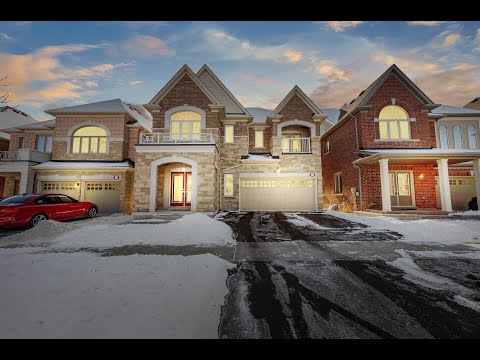 40 Arrowpoint Dr, Brampton