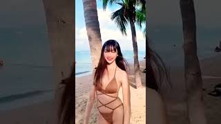 Cewek Cantik Pakai Bikini #shorts#bikini