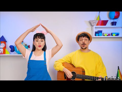 PEQUEÑO PEZ  - IN MY HOUSE  (Juego de Manos)