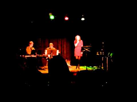 download lagu mp3 mp4 Amy Wallis, download lagu Amy Wallis gratis, unduh video klip Amy Wallis