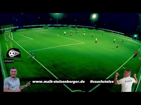 Fussballtraining: Spielform auf zwei Große und kleine Tore - Diagonalspiel