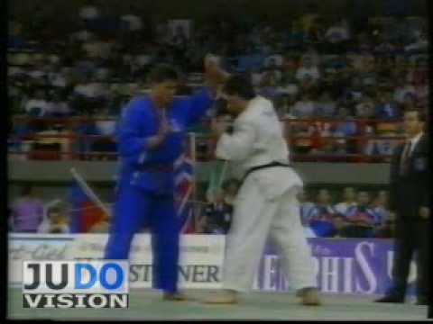 JUDO 1993 European Championships: David Douillet (FRA) - David Khakhaleishvili (GEO)