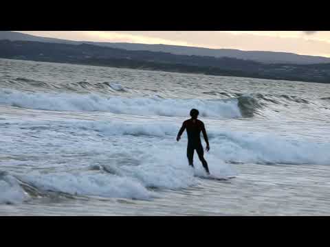 Surfing and acoustic tunes - Ben Considine