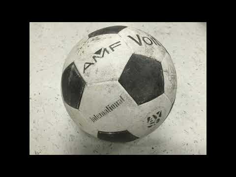 1978 Voit AMF LS33 Continental vinyl rubber soccer ball