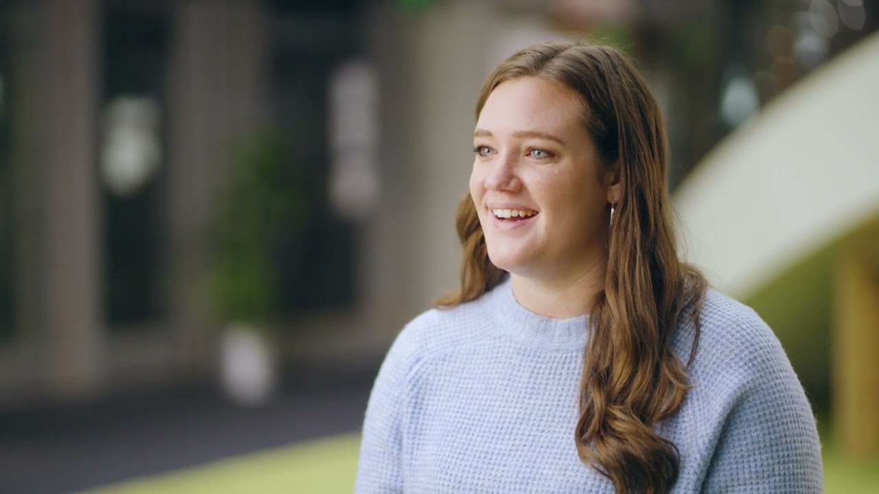 Mimecast, Liz, Business Development Manager - YouTube