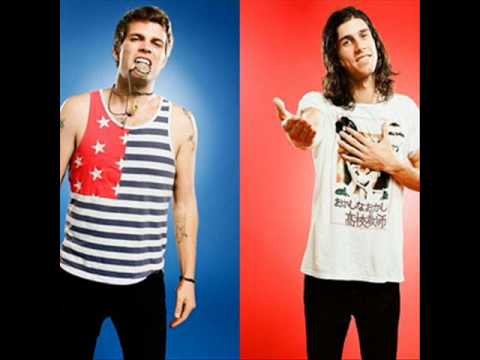 3OH!3 Ft. Wiz Khalifa - Double Vision (Remix) & Download