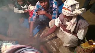 Lakshmi Mata ji ka havan karte huwe