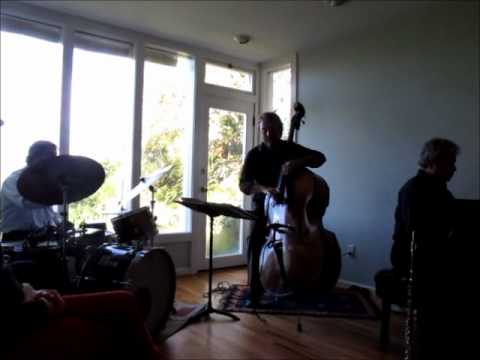 Jovino Santos Neto Trio - Insensatez