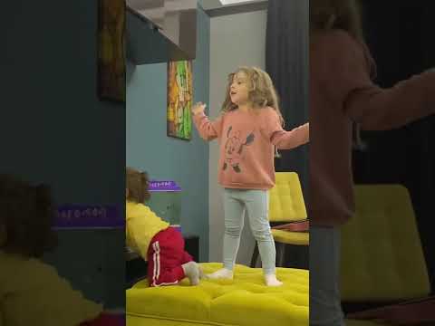 Sar sar sar makarayı #viral #shortvideo #tiktok #shorts #çocukşarkıları #sarmakarayı #funnyvideo