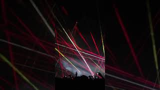 Watch till the end! Rare recording of David Gilmour playing Comfortably Numb live at Pompeii in 2016