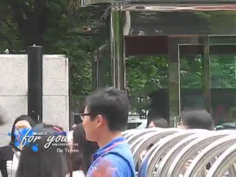 [Siwon FANCAM] 110818 Siwon Going To MUSIC BANK (SUPER JUNIOR)