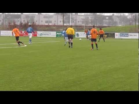 1 dec 2012 VV De Meern A1 - Argon A2 com 4-2 Goede actie Lorenzo