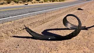 Del Reeves    &quot;Looking At The World Through A Windshield &quot;