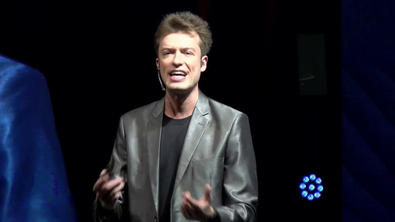 Como a pandemia nos transformou  | Arthur Igreja | TEDxSENAICuiabá