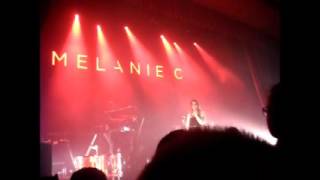 02 Melanie C - Escalator [live at Gloria, Köln]