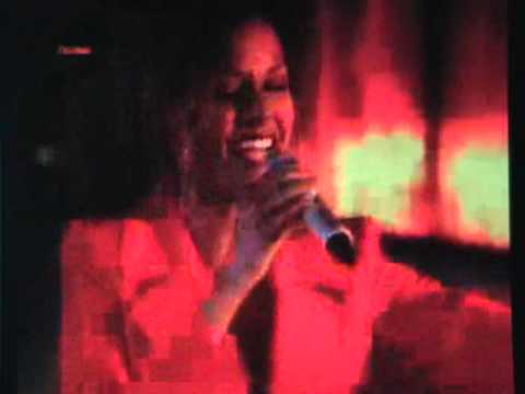 Francisca Urio singt Hot Stuff beim New Wave Contest 2007