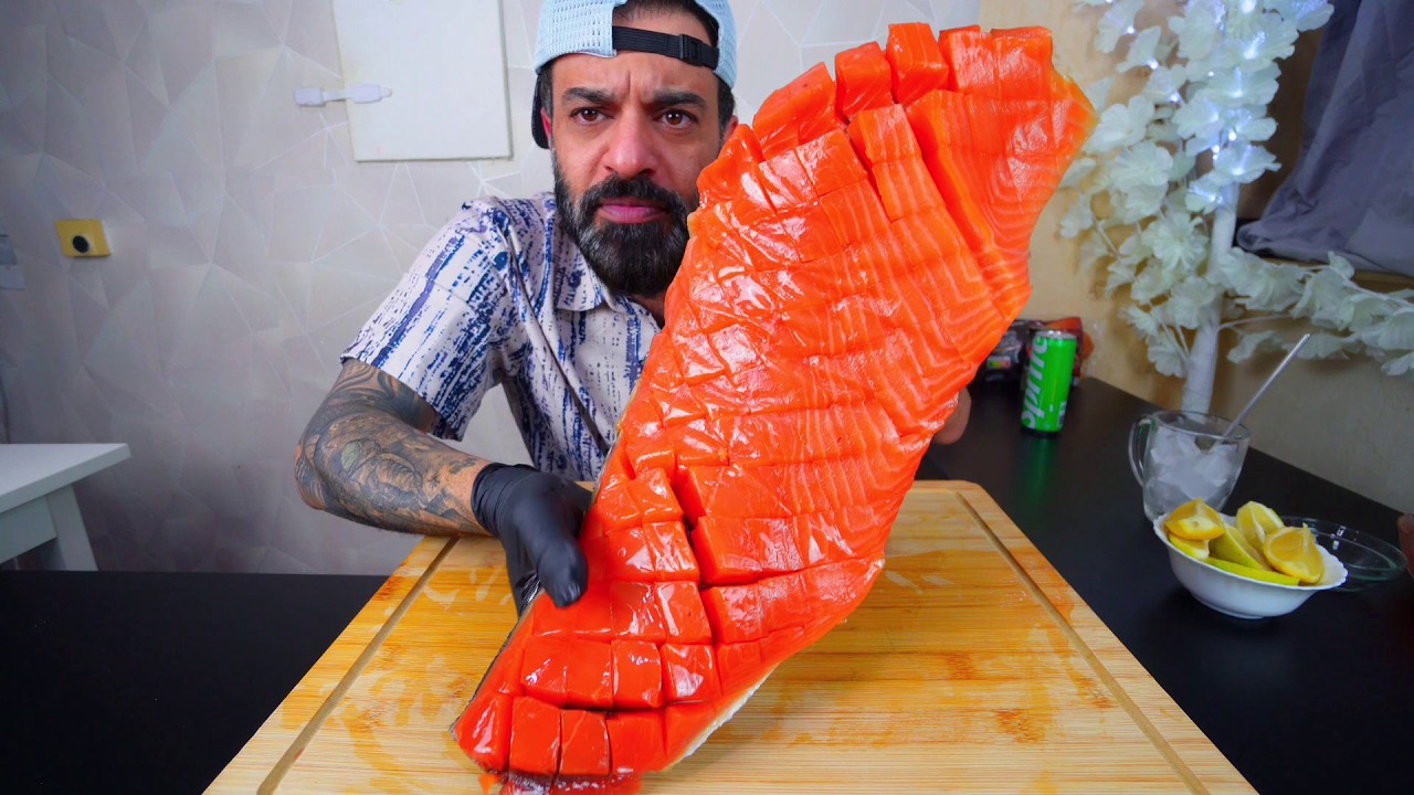 تجربتي للسلمون المدخن البارد الشهير وردة فعلي على طعمه الخيالي Cold Smoked Salmon Taste