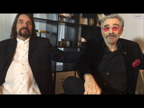 Burt Reynolds, Bertie Higgins entertain crowd at Florida Music Awards