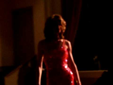 Travestie show ten voordele van de voetbal Ruisbroek FC