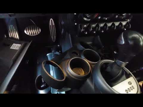 2006 Mini Cooper S modification Series video 2 - center console and dash removal for lighter change.