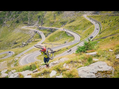 Descent on Transfăgărășan - Bâlea Valley - Făgăraș Mountains