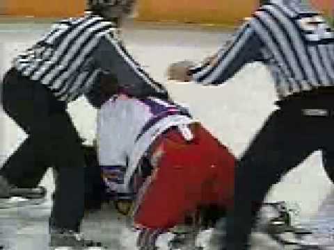 Richard Clune vs Mike Richards