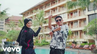 Download lagu Oncho Flash, Wita Sofi - Tra Main Silang (Offical ) mp3