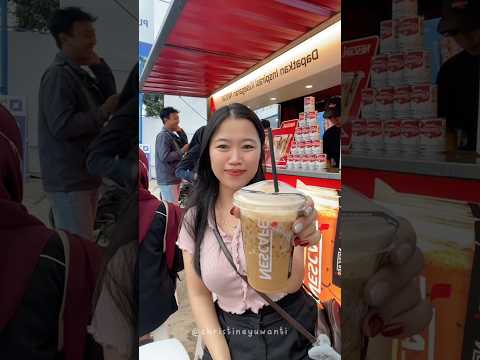 Buat para pecinta kopi, wajib coba booth NESCAFE mulai dari 5 ribuan! ☕️✨ Savor setiap slurp-nya!